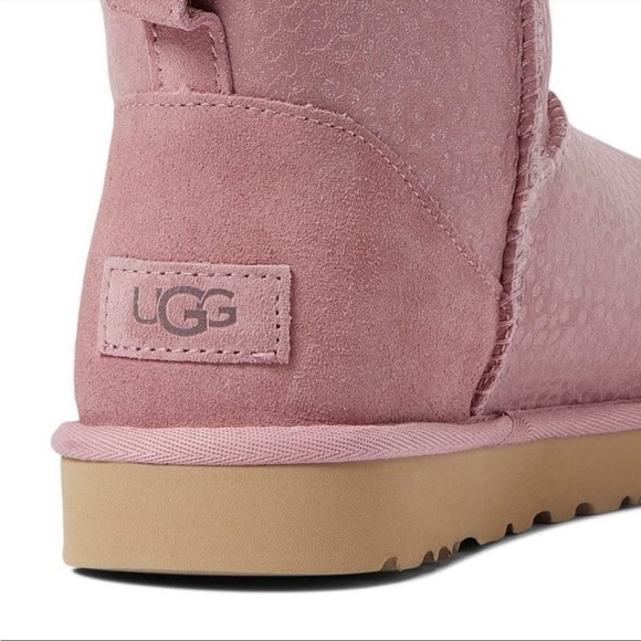 UGG Classic Mini Snow Leopard Boot - Picture 6 of 11